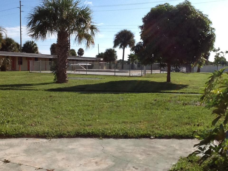 Sunset Inn- Fort Pierce, Fl Екстер'єр фото
