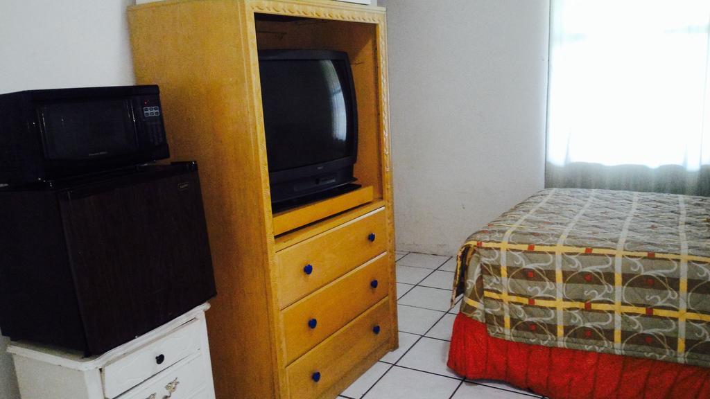 Sunset Inn- Fort Pierce, Fl Екстер'єр фото