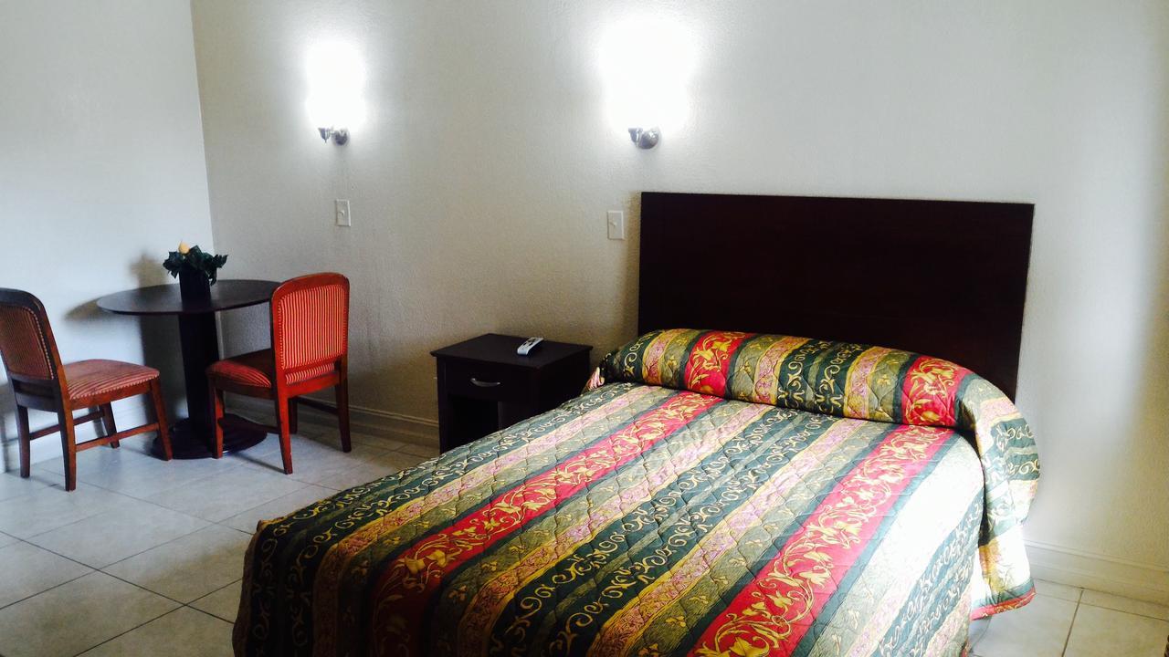 Sunset Inn- Fort Pierce, Fl Екстер'єр фото