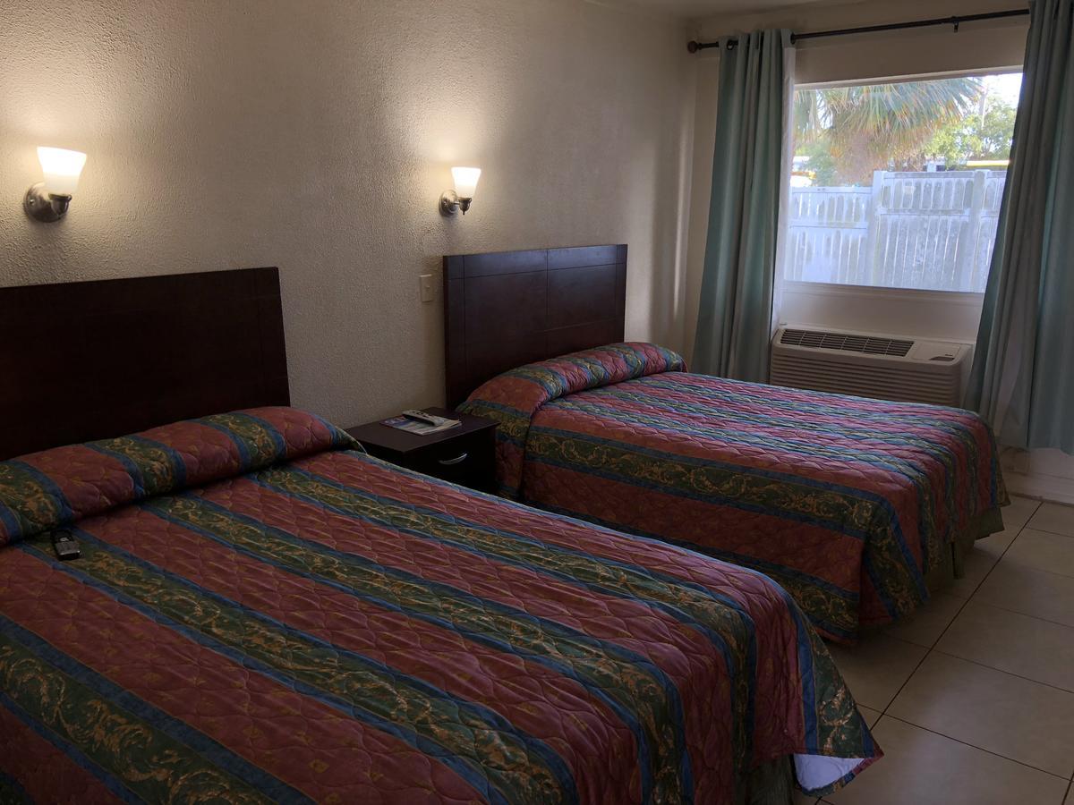 Sunset Inn- Fort Pierce, Fl Екстер'єр фото