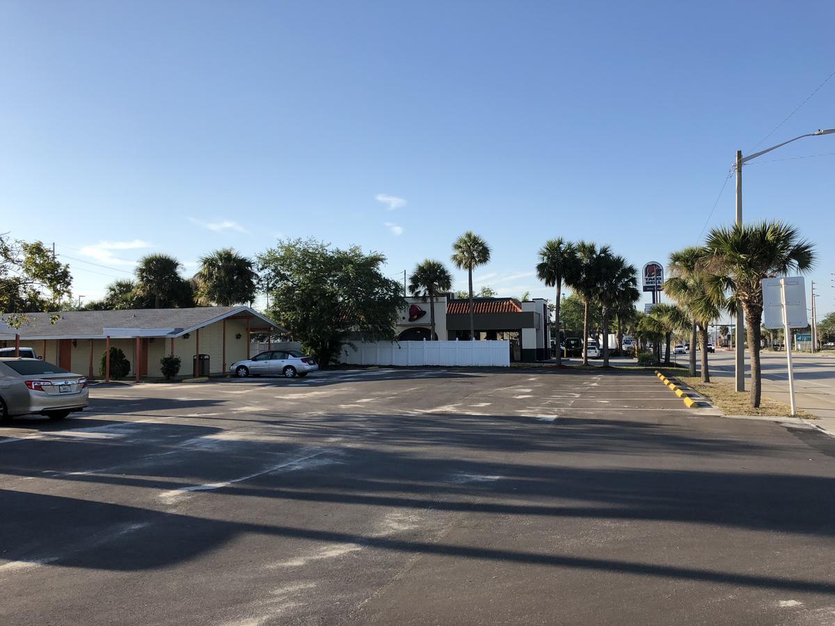 Sunset Inn- Fort Pierce, Fl Екстер'єр фото