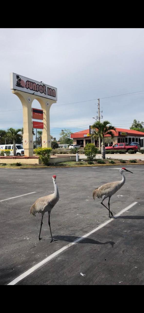 Sunset Inn- Fort Pierce, Fl Екстер'єр фото